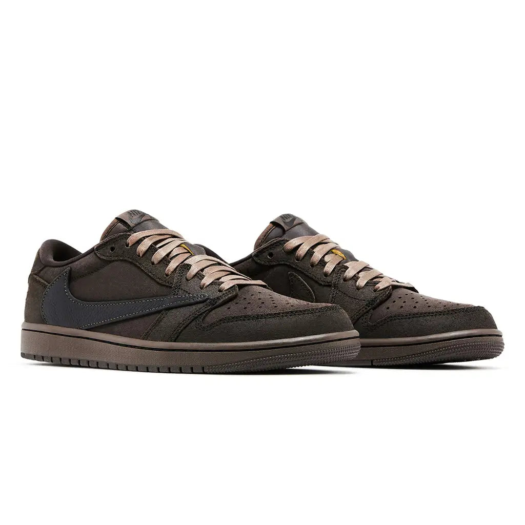 Jordan 1 Retro Low OG SP Travis Scott Velvet Brown